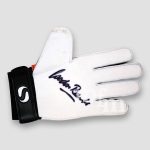 1996-World-Cup-Winner-Gordon-Banks-Signed-Sondico-Goalkeeper-Glove-sign