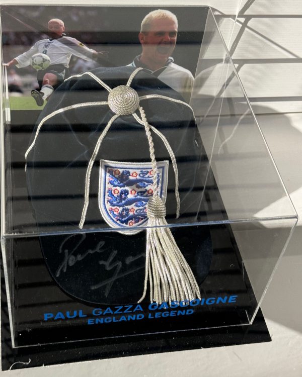 Paul ‘Gazza‘ Gascoigne signed Cap in Display Case