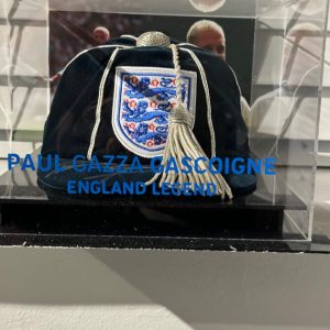 Paul ‘Gazza‘ Gascoigne signed Cap in Display Case - Image 3