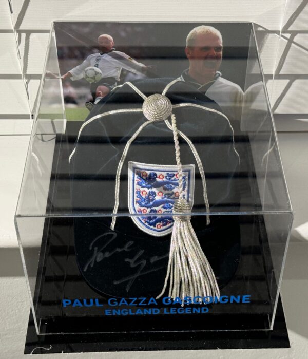 Paul ‘Gazza‘ Gascoigne signed Cap in Display Case