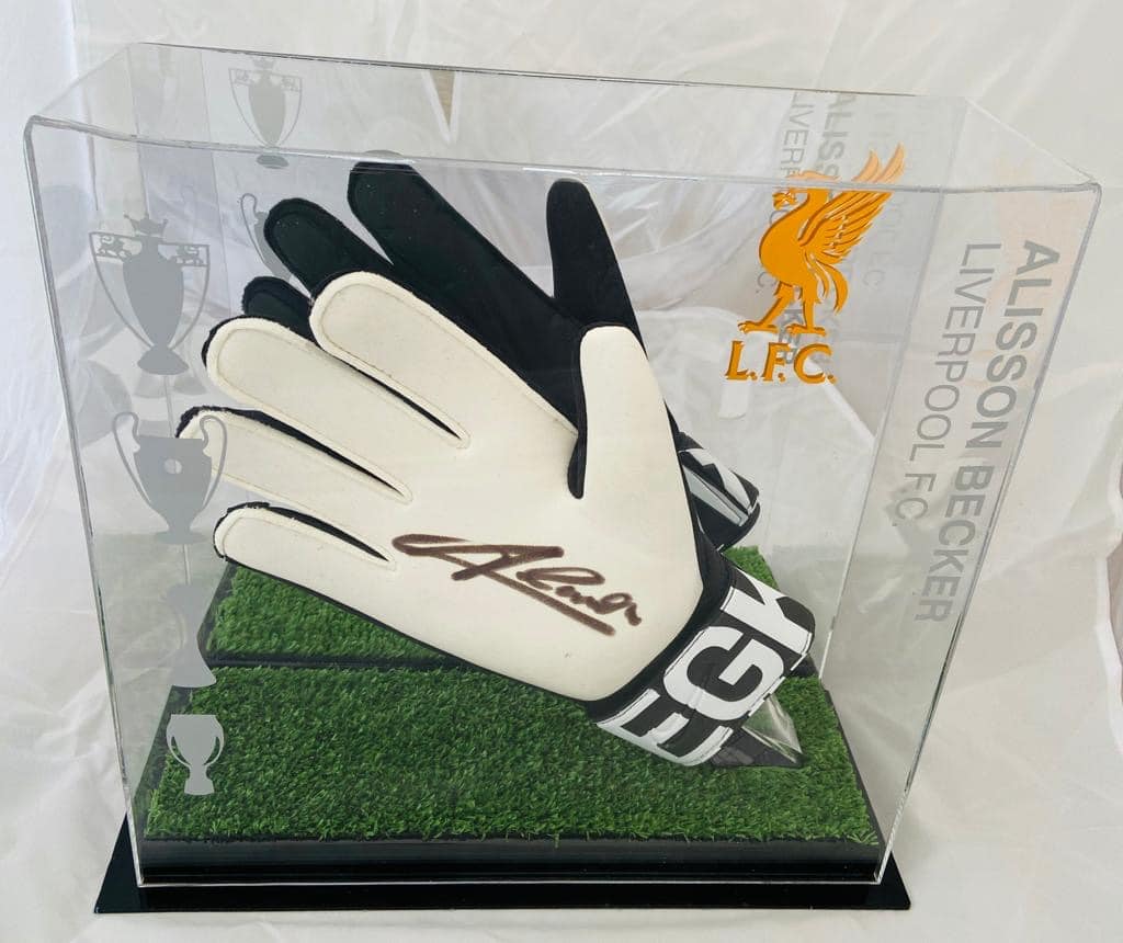 alisson becker goalkeeper gloves