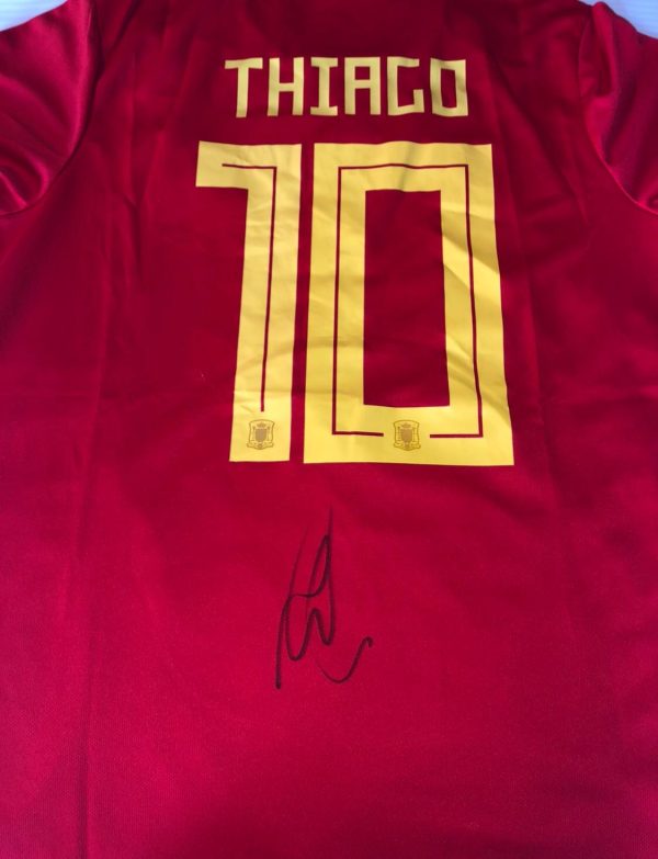 Spain Football Shirt signed by Thiago ( Liverpool FC player )  Professionally Framed