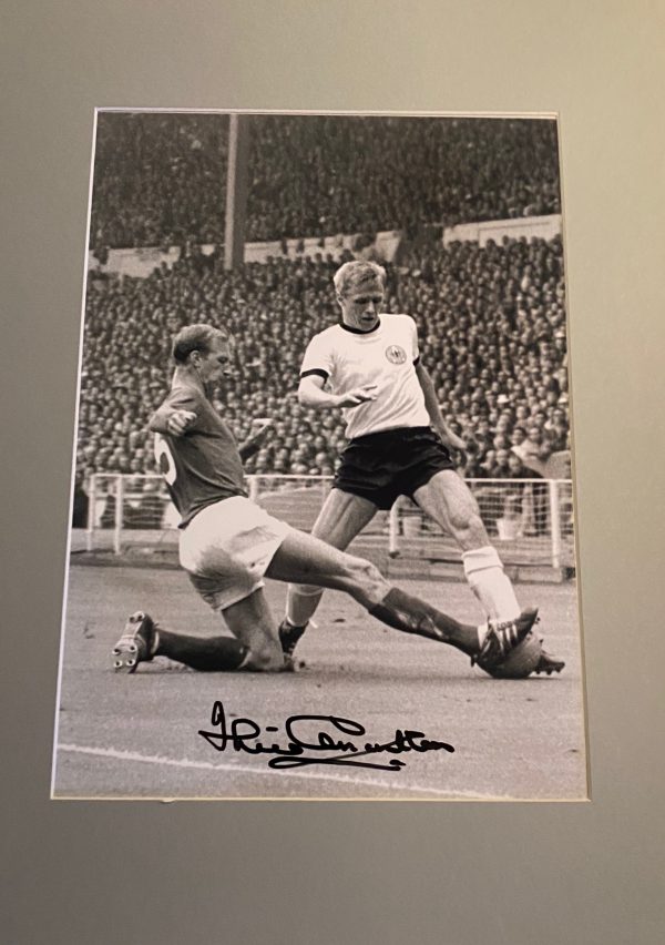 Jack Charlton signed 12 x 8 photo (various images) England / Leeds Utd