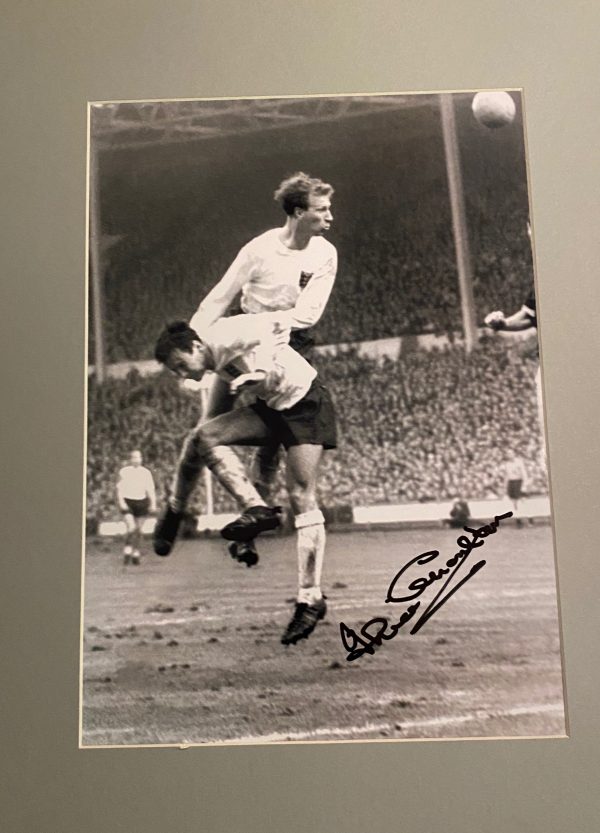 Jack Charlton signed 12 x 8 photo (various images) England / Leeds Utd