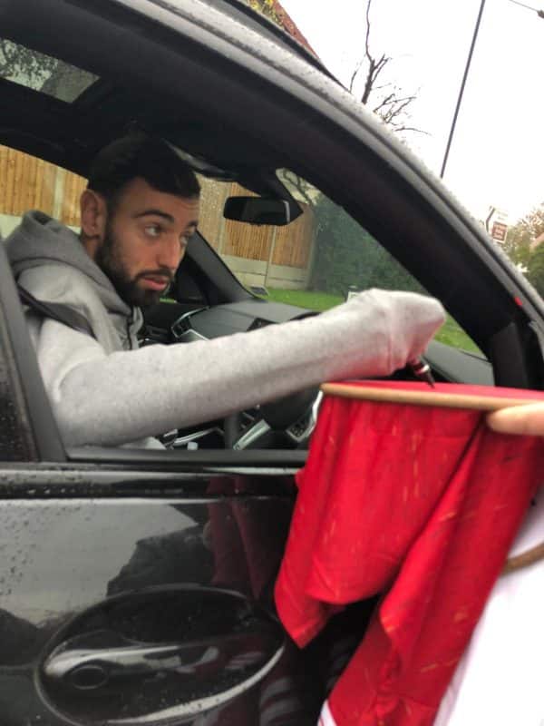 Manchester Utd shirt signed by Bruno Fernandes , Professionally framed