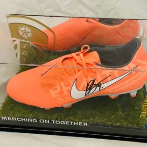 Leeds Utd  Football boot signed by Patrick Bamford in a quality display