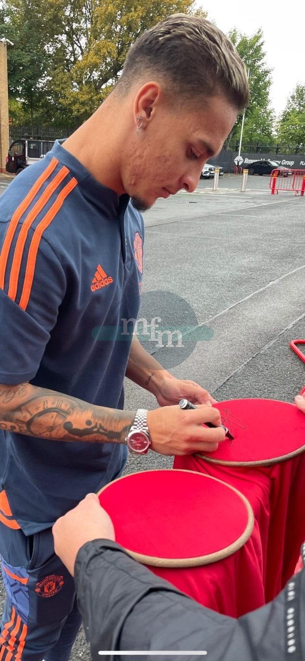Manchester United shirt signed by Antony Matheus dos Santos Professionally framed